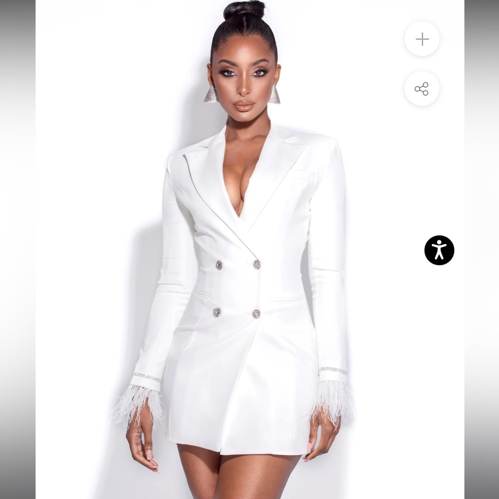 Miss Circle Quilla White Feather Crystal Blazer Dress